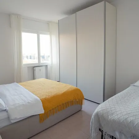 Venice Free Parking *